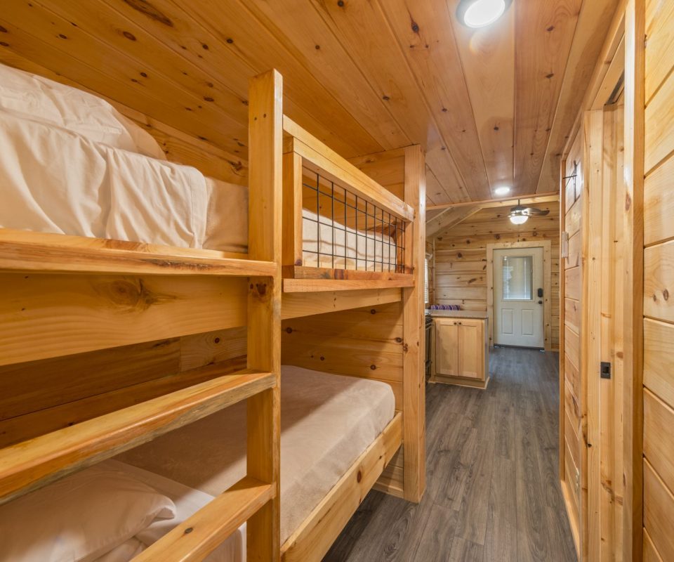 bunkbeds in the Riverview cabin rental